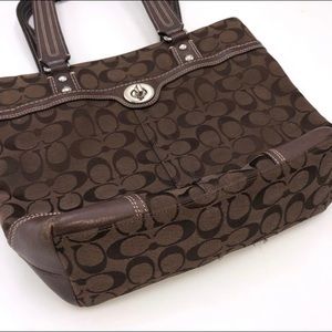 EUC Coach Signature Hampton Handbag Brown